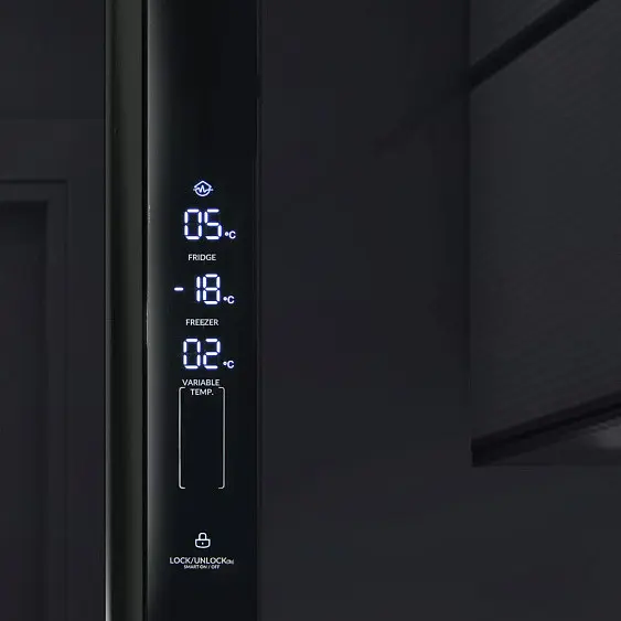 Холодильник GINZZU NFK-610 Black glass — фото
