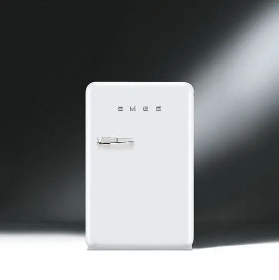 Холодильник SMEG FAB10RB — фото