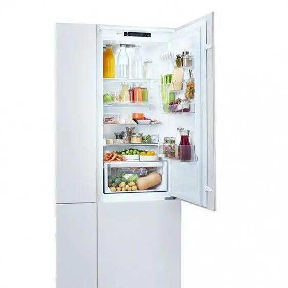 Холодильник ELECTROLUX RNS7TE18S — фото