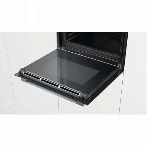 Электрический духовой шкаф Bosch HBG 672BB1S — фото
