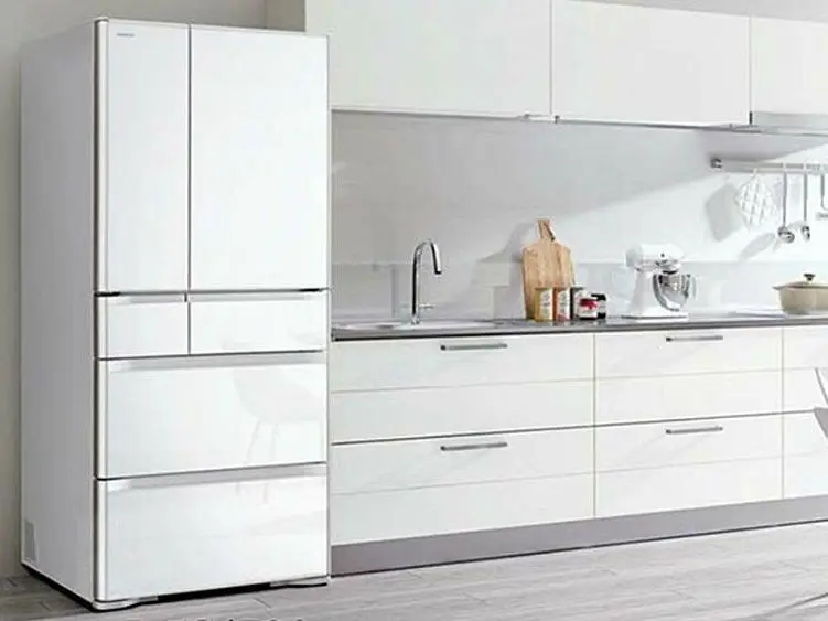 Холодильник  HITACHI R-G 690 GU XW (Crystal White) — фото