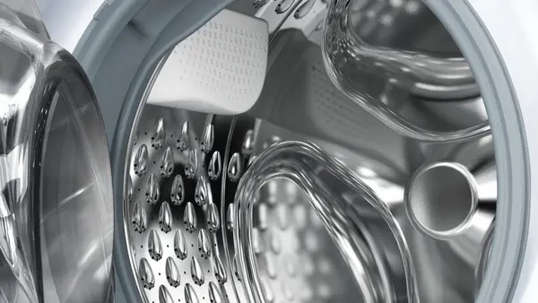 Стиральная машина с фронтальной загрузкой BOSCH WLN24241OE — фото