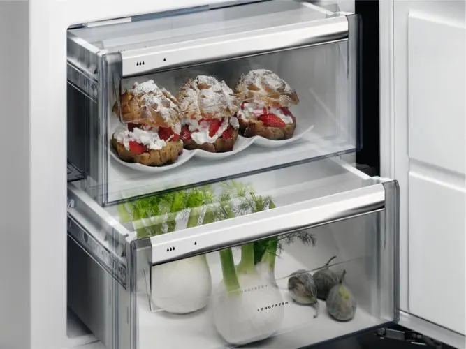Холодильная камера AEG SKE81826ZC — фото