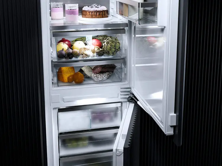 Холодильник MIELE KFN 7744 E — фото