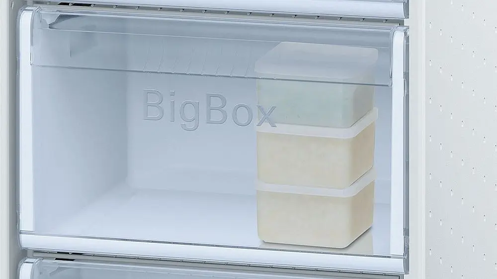 Холодильник BOSCH KGN 39NK13 — фото