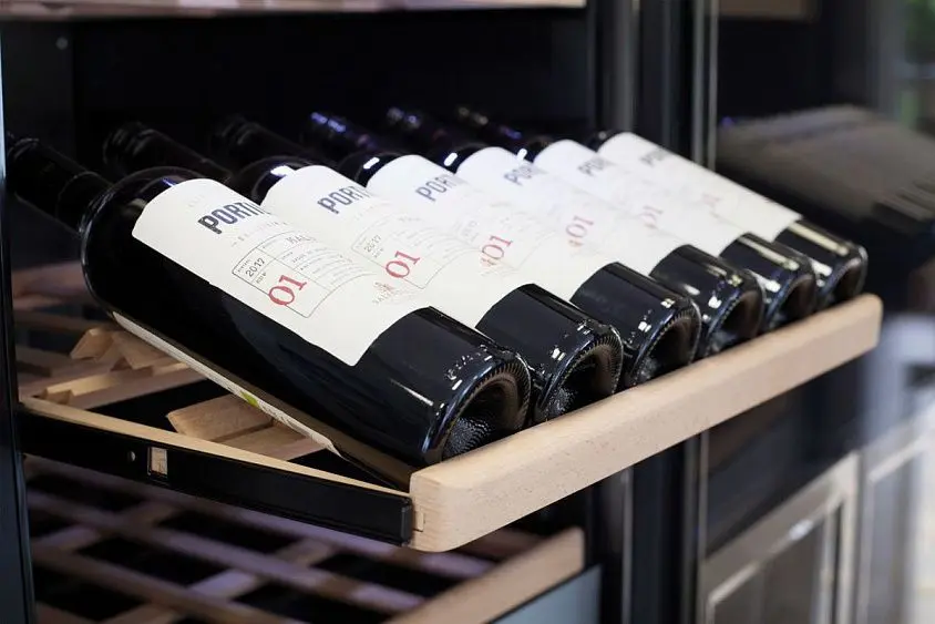 Винный шкаф CASO WineComfort 180 — фото