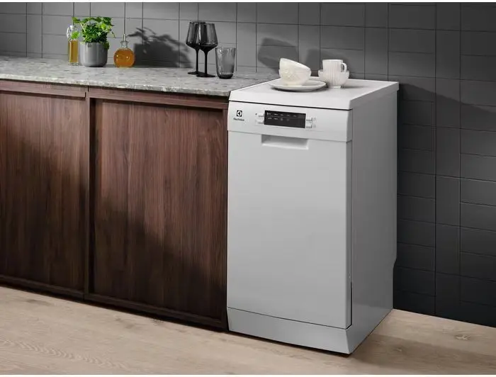 Посудомоечная машина ELECTROLUX ESS 42220 SW — фото