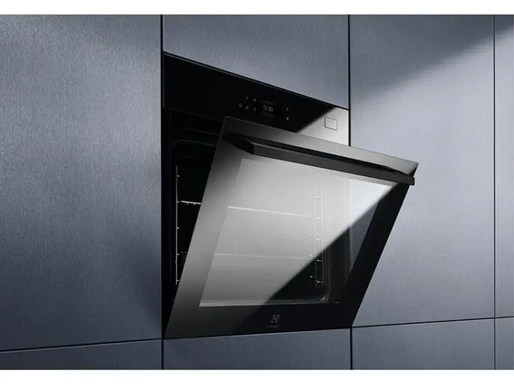 Духовой шкаф ELECTROLUX EOB8S39WZ — фото