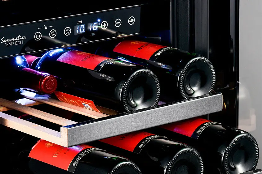 Винный шкаф TEMPTECH SOMQ38DRB — фото