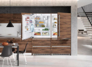 Холодильник LIEBHERR SBS95E3