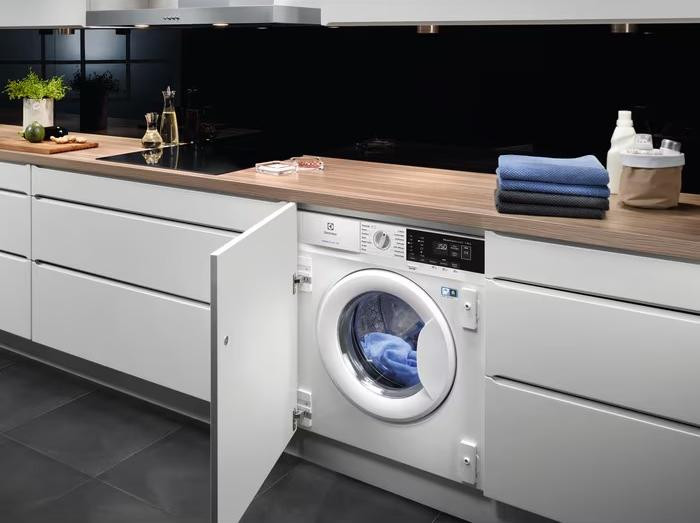 Стиральная машина ELECTROLUX EWN7F447WIP