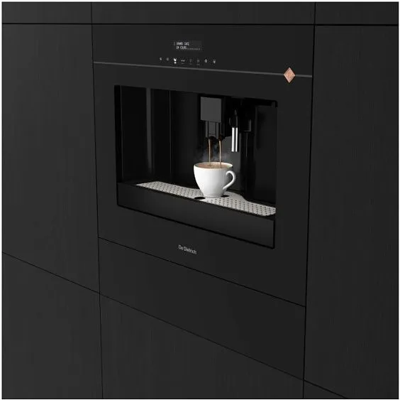 Кофемашина DE DIETRICH DKD4810H