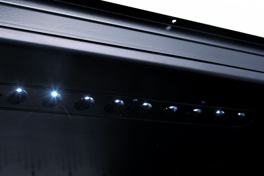 Винный шкаф TEMPTECH SOM45SES