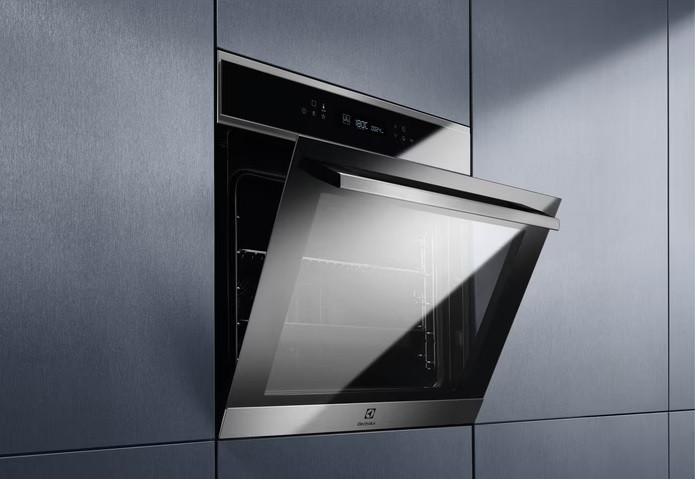 Духовой шкаф ELECTROLUX EOE7C31X