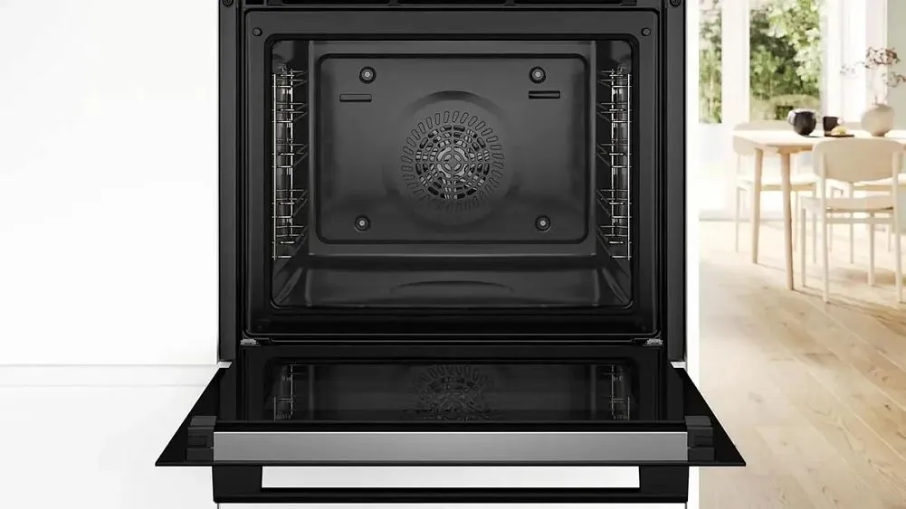 Духовой шкаф BOSCH HBG578BB3