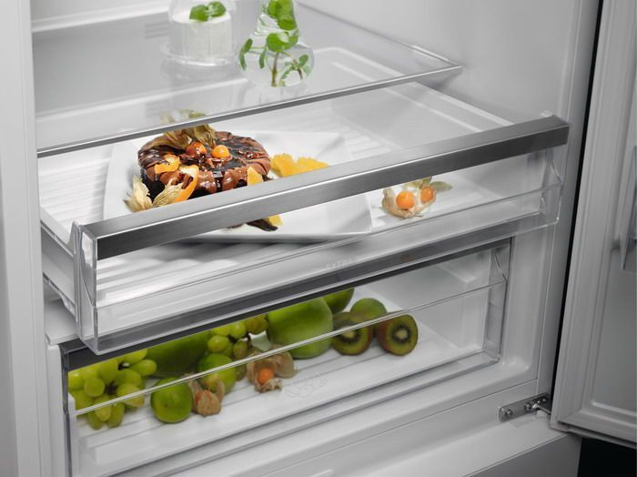 Холодильник ELECTROLUX RNT7MF46X2