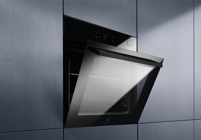 Духовой шкаф ELECTROLUX EOB8S39Z