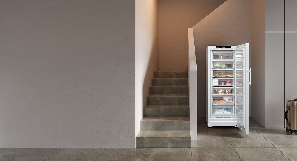 Морозильная камера LIEBHERR FNc 727i