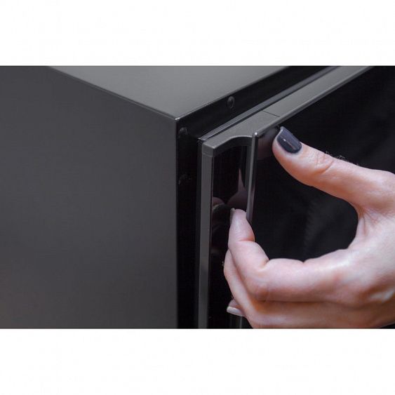 Винный шкаф COLDVINE C23-KBT2