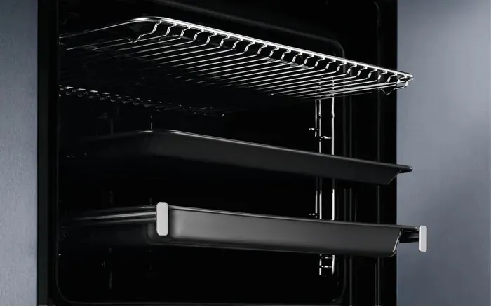 Духовой шкаф ELECTROLUX EOD3H50BK