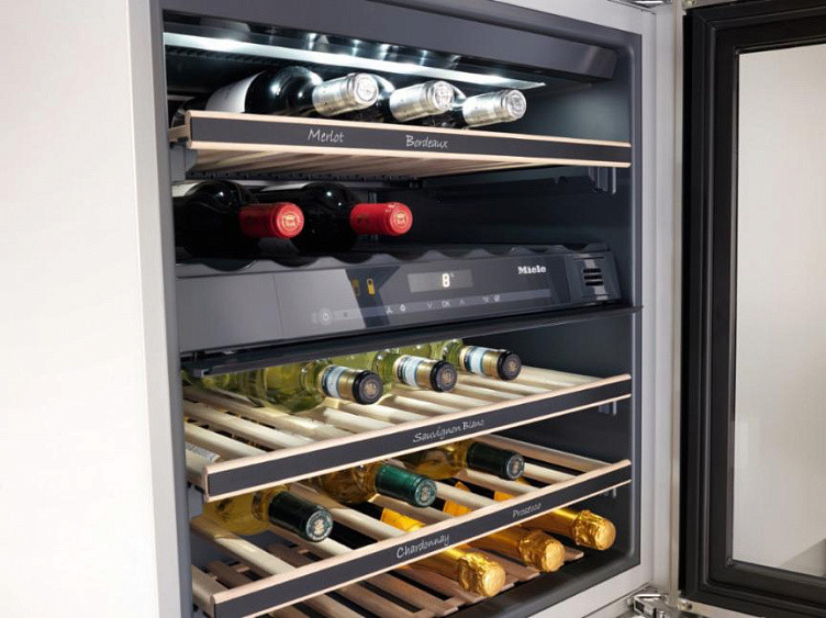 Винный шкаф MIELE KWT 6322 UG OBSW