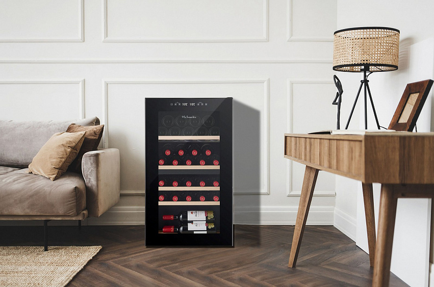 Винный шкаф LA SOMMELIERE SLS32DZBLACK