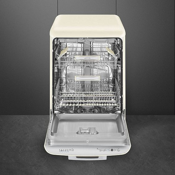 Посудомоечная машина SMEG LVFABCR3
