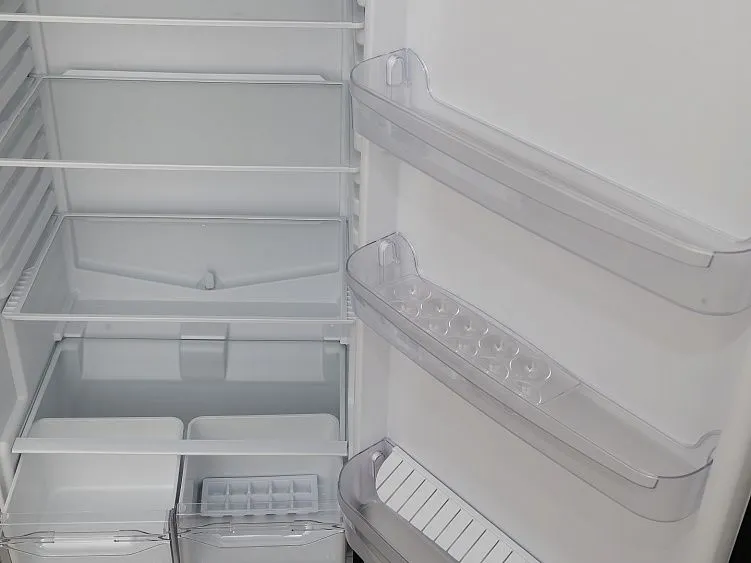 Холодильник INDESIT TIA 16 NG