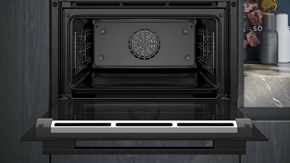 Духовой шкаф SIEMENS CB 734G1B1