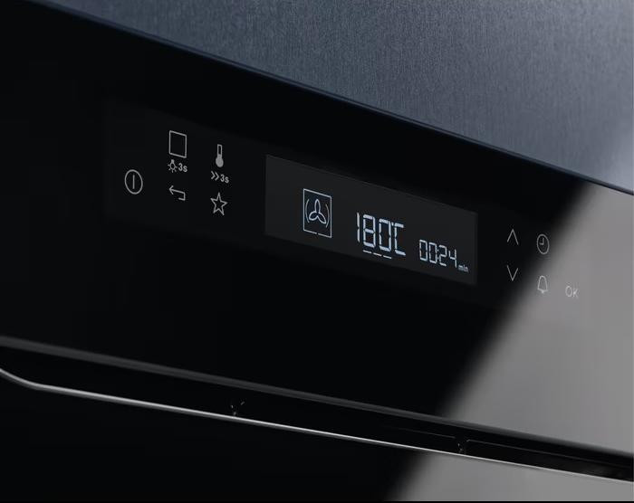 Духовой шкаф ELECTROLUX EOE7P31Z