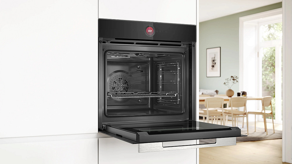 Духовой шкаф BOSCH HBG7241B2