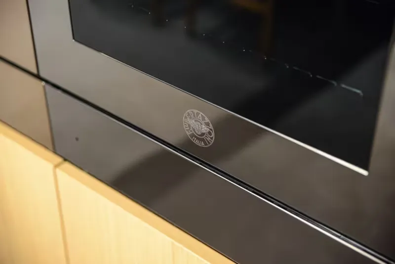 Духовой шкаф BERTAZZONI FMOD4077MTS3
