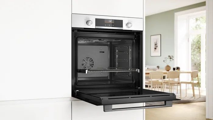 Духовой шкаф BOSCH HBG536EW3