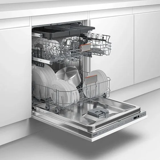 Посудомоечная машина HOTPOINT-ARISTON HI 5D74 DF