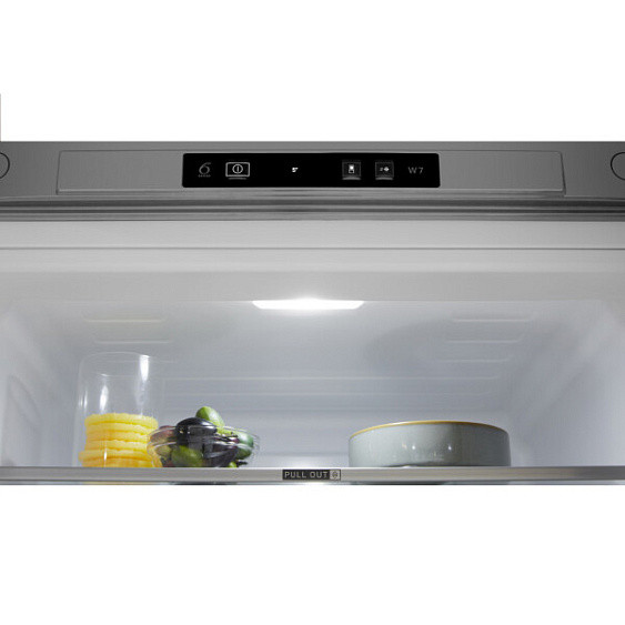 Холодильник WHIRLPOOL W 7921 IOX