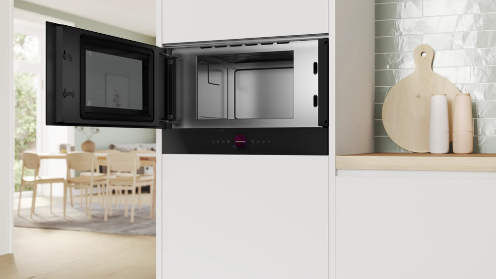 Микроволновая печь BOSCH BFL9221B1