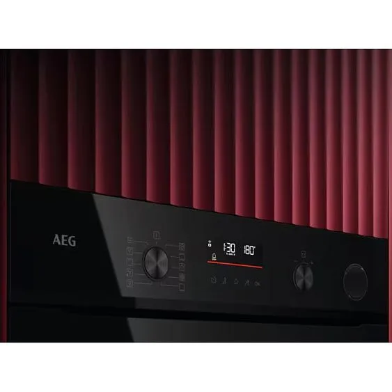 Духовой шкаф AEG NBR6P531SB