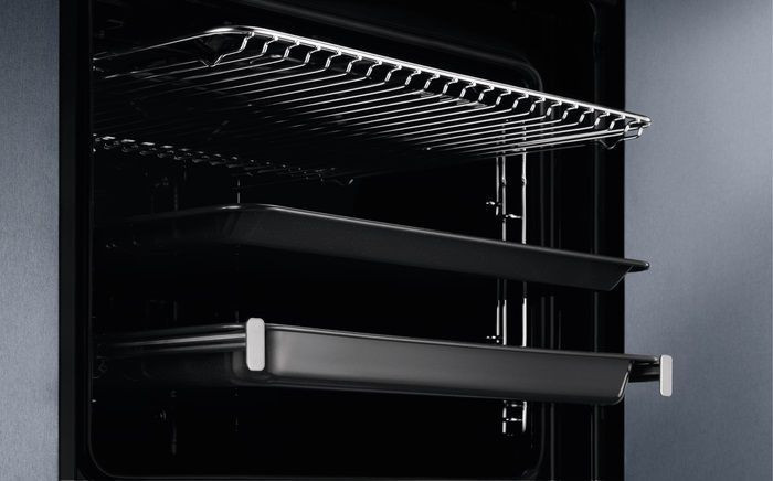 Духовой шкаф ELECTROLUX EOF3H50BK