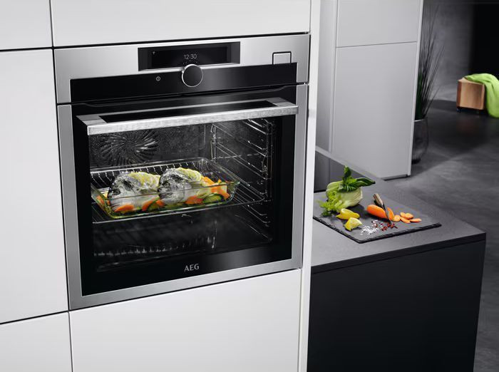 Духовой шкаф AEG BSE988330M
