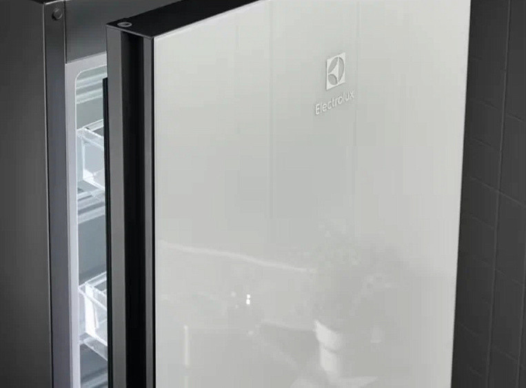 Холодильник ELECTROLUX LNT 7ME36 G2