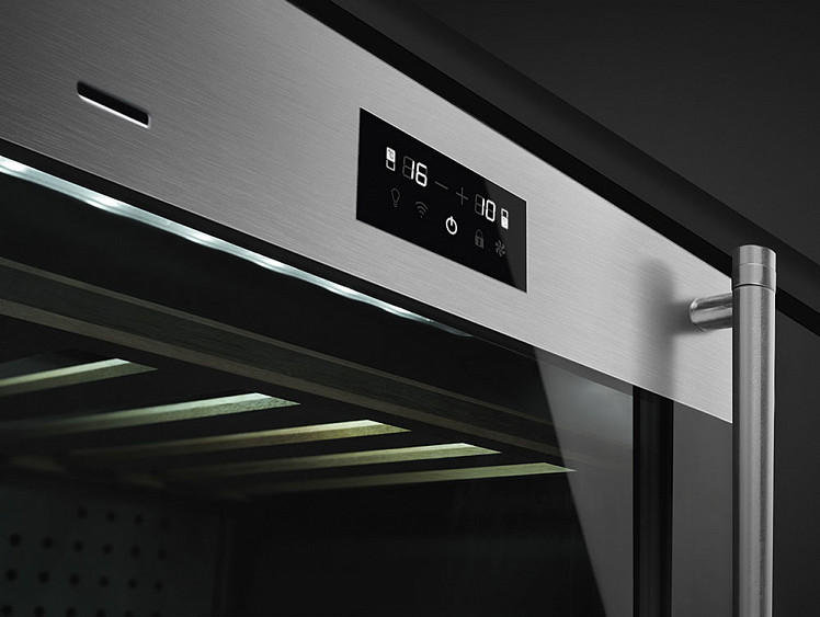 Встраиваемый винный шкаф SMEG CVI338LWX2