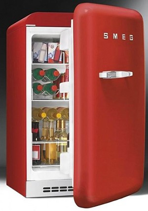 Минибар SMEG fab5rr