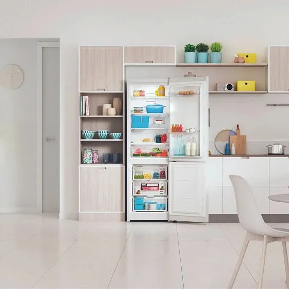 Холодильник INDESIT ITS 5181I W