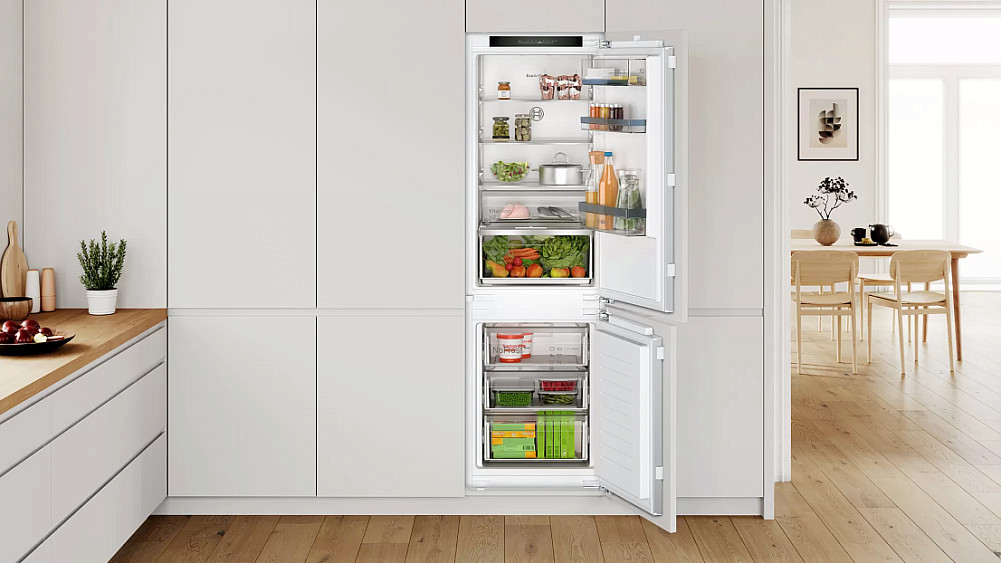Холодильник BOSCH KIN86VFE0