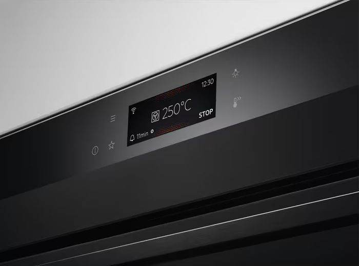 Духовой шкаф AEG BSK778380T