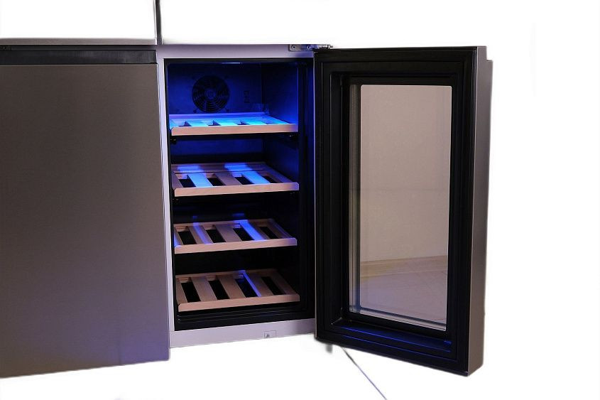 Холодильник GENCOOL GDCD-605BV