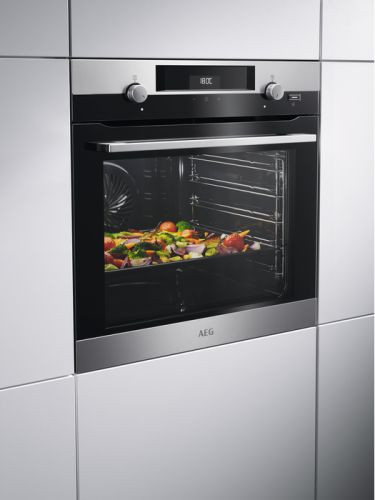 Духовой шкаф AEG BER 455120 M