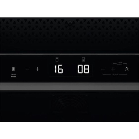 Винный шкаф AEG AWUD040B8B