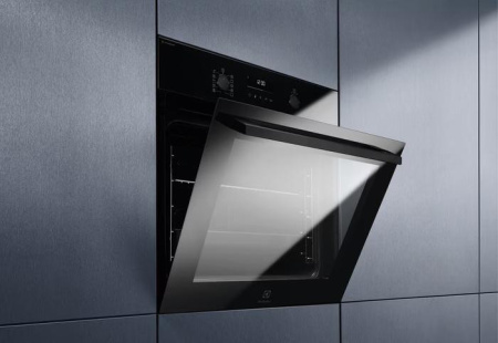 Духовой шкаф ELECTROLUX EOD6F77WZ