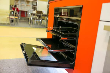 Духовой шкаф BOSCH hmg656rb1